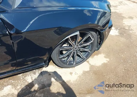 2014 Ford Mustang V6 from USA, damaged, VIN 1ZVBP8AM6E5300301